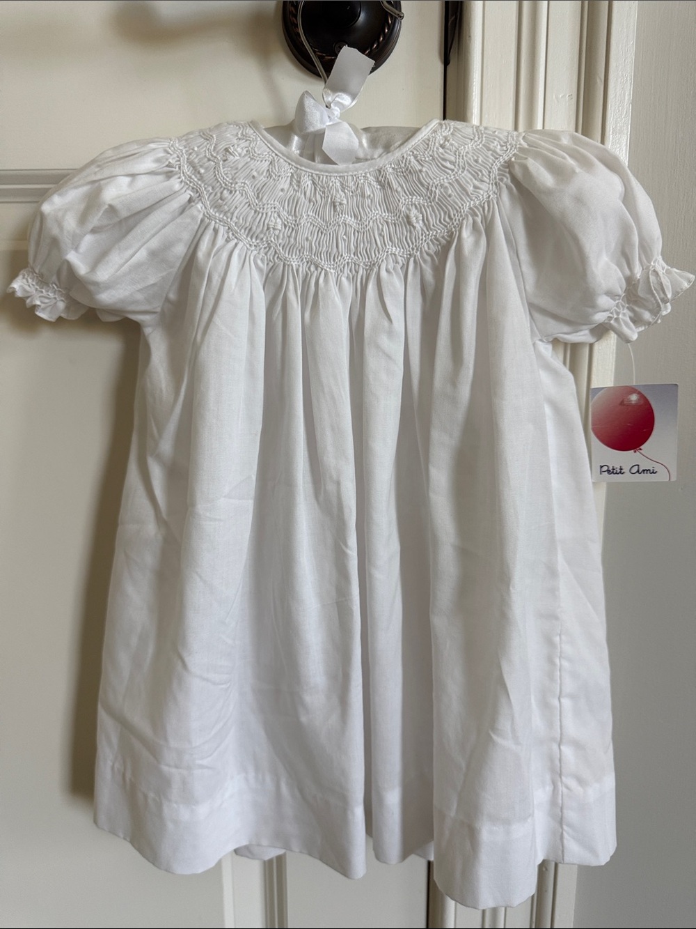 Petit Ami White Smocked Puff-Sleeve dress- NWT!